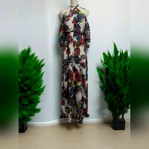 Reg $300 BCBGMAXAZRIA Kelley Off-The-Shoulder Halter Gown Size 4 - Picture 1 of 7